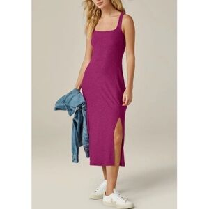 Beyond Yoga Featherweight Getaway Square Neck Slit Midi Dress In Purple Size L